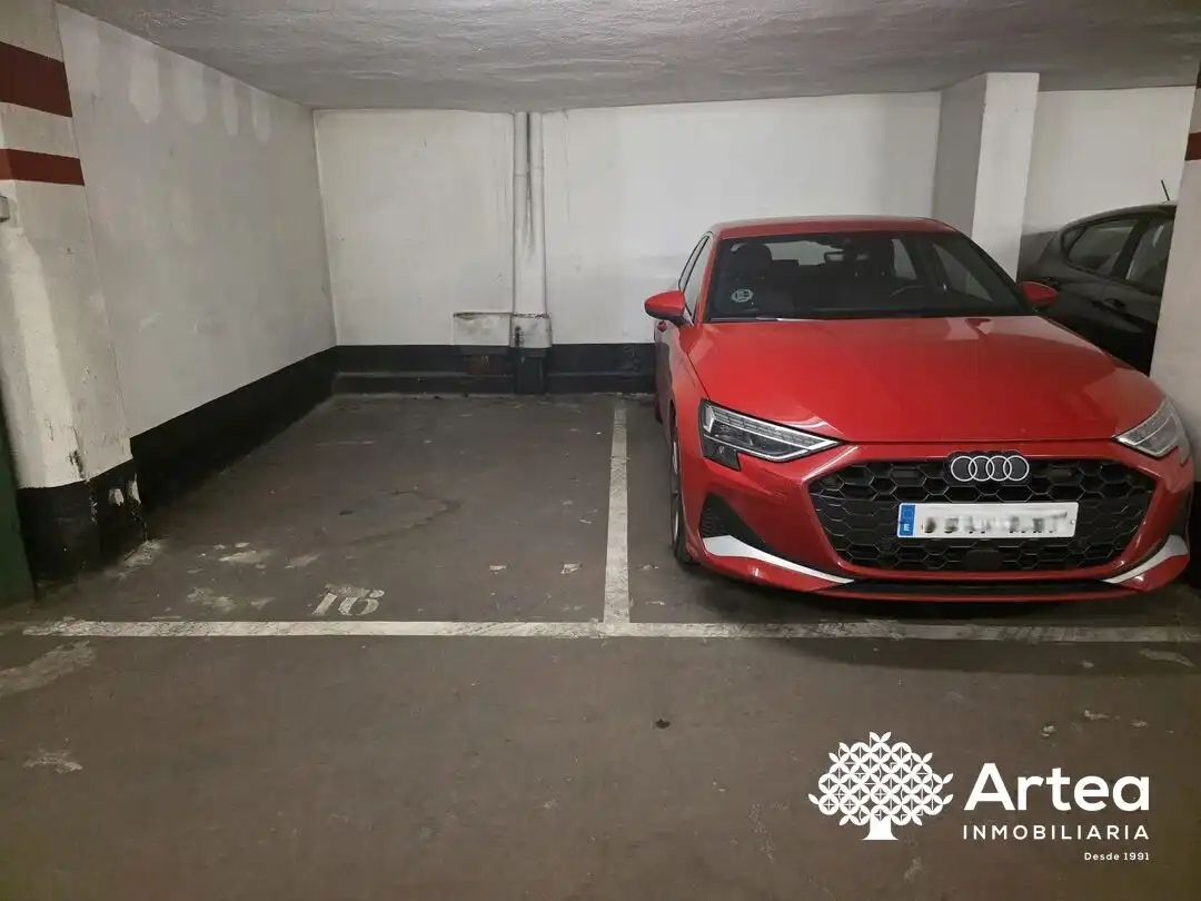 Parkplatz von Garage zum Verkauf in Bilbao 