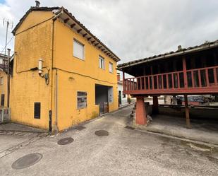 Vista exterior de Casa adosada en venda en Ribera de Arriba amb Terrassa