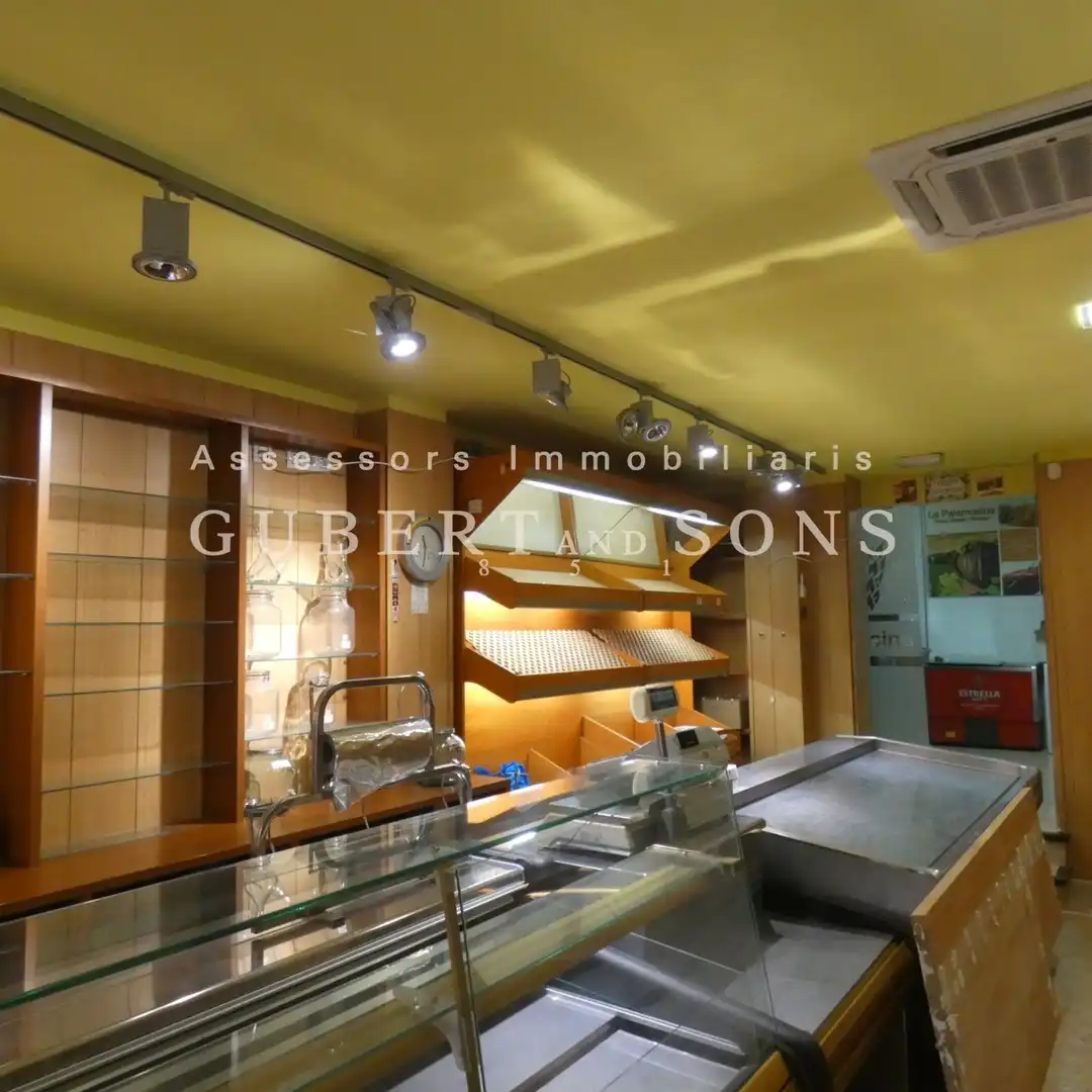 Cocina de Local en venta en Palamós