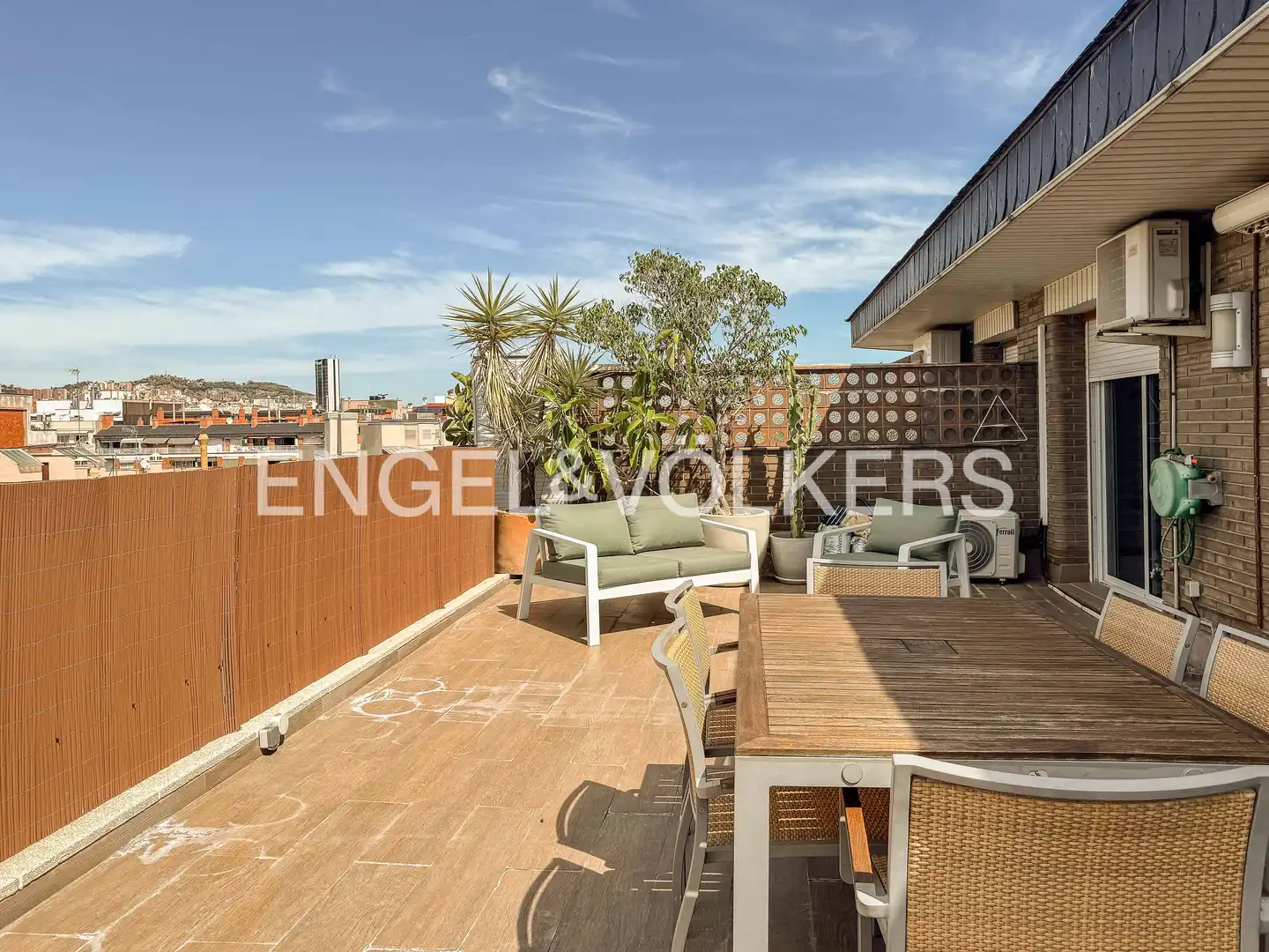 Terraza de Ático de alquiler en Barcelona con Aire acondicionado, Calefacción y Parquet