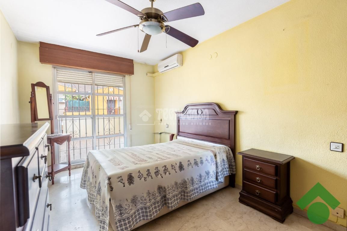 Dormitori de Casa adosada en venda en Pulianas amb Moblat