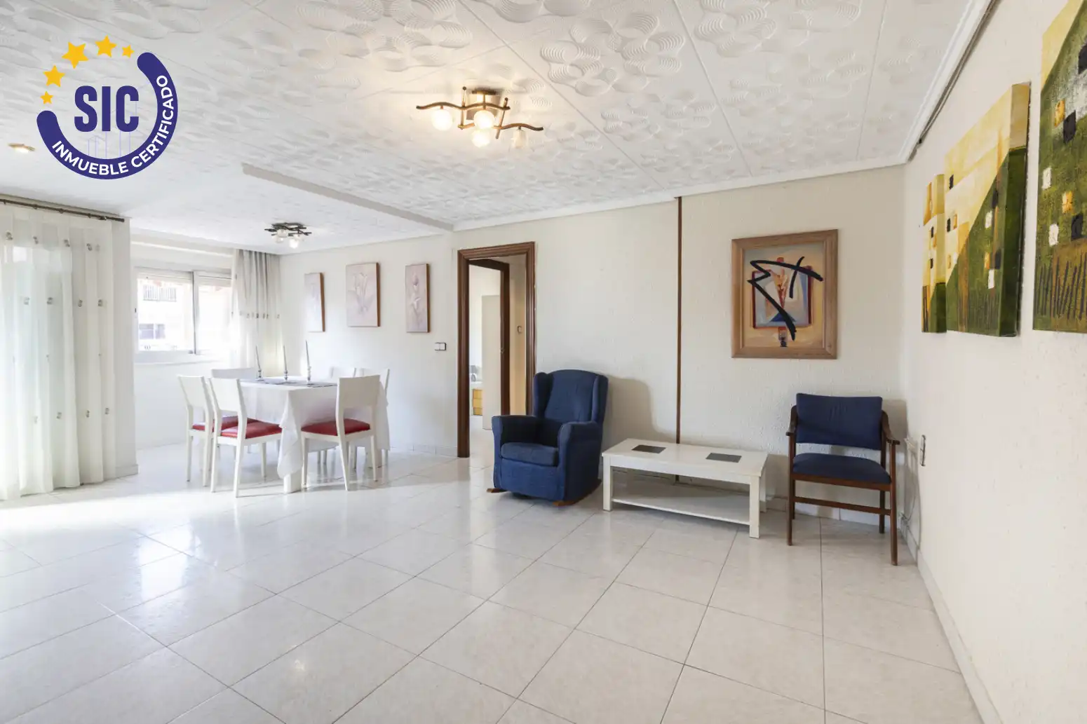 Sala d'estar de Pis en venda en Valencia amb Aire condicionat i Balcó