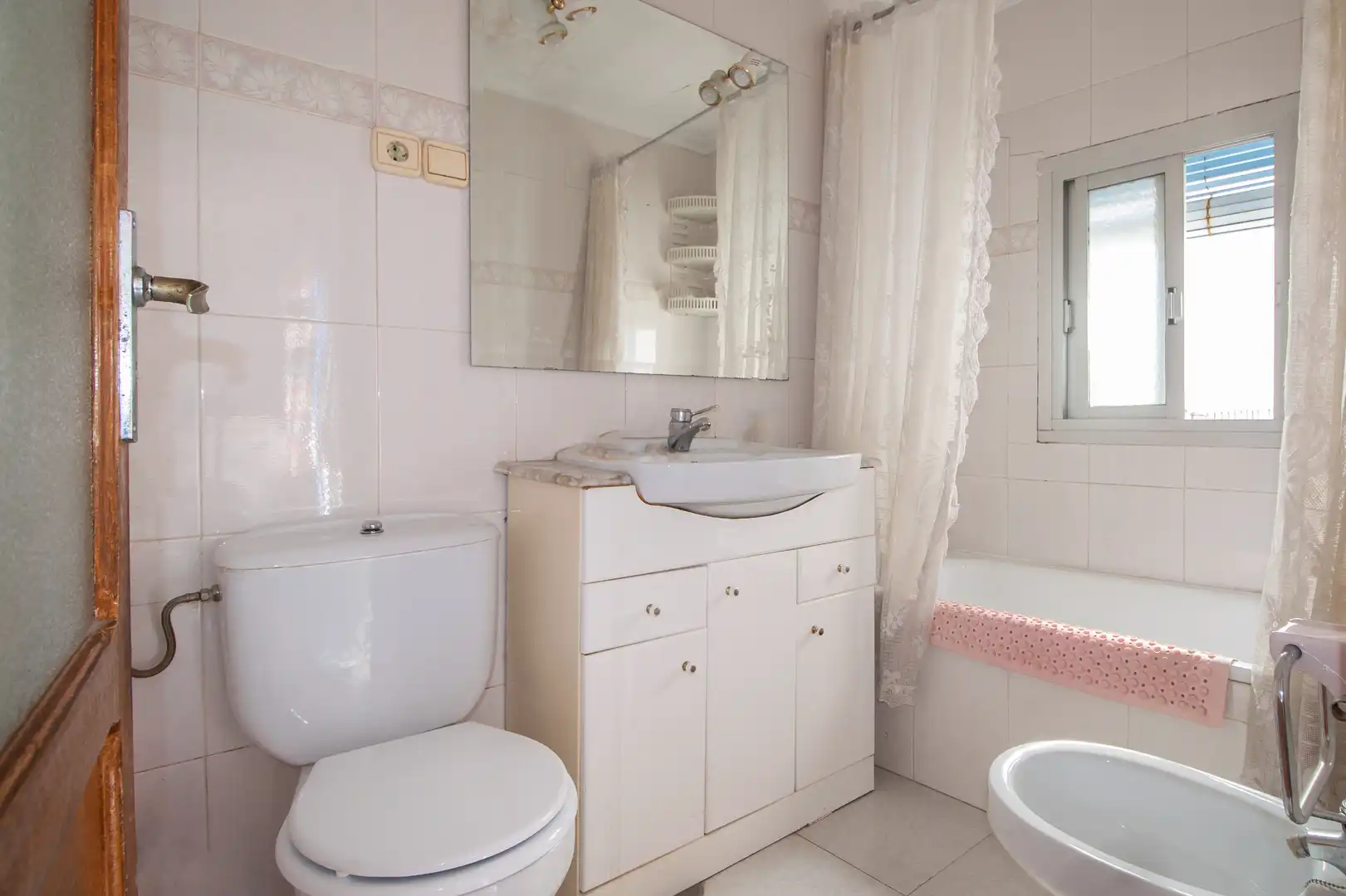 Casa adosada en venta en Calle Trinidad, Úbeda