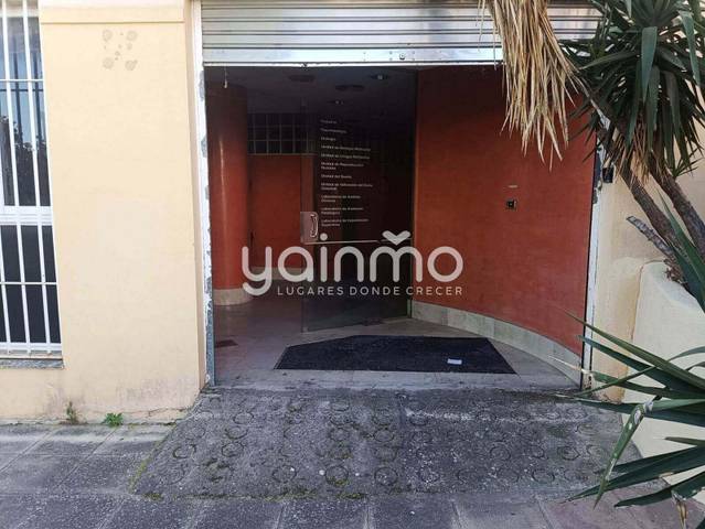 Local comercial en Venta en Ctra. Circunvalación - La Magdalena