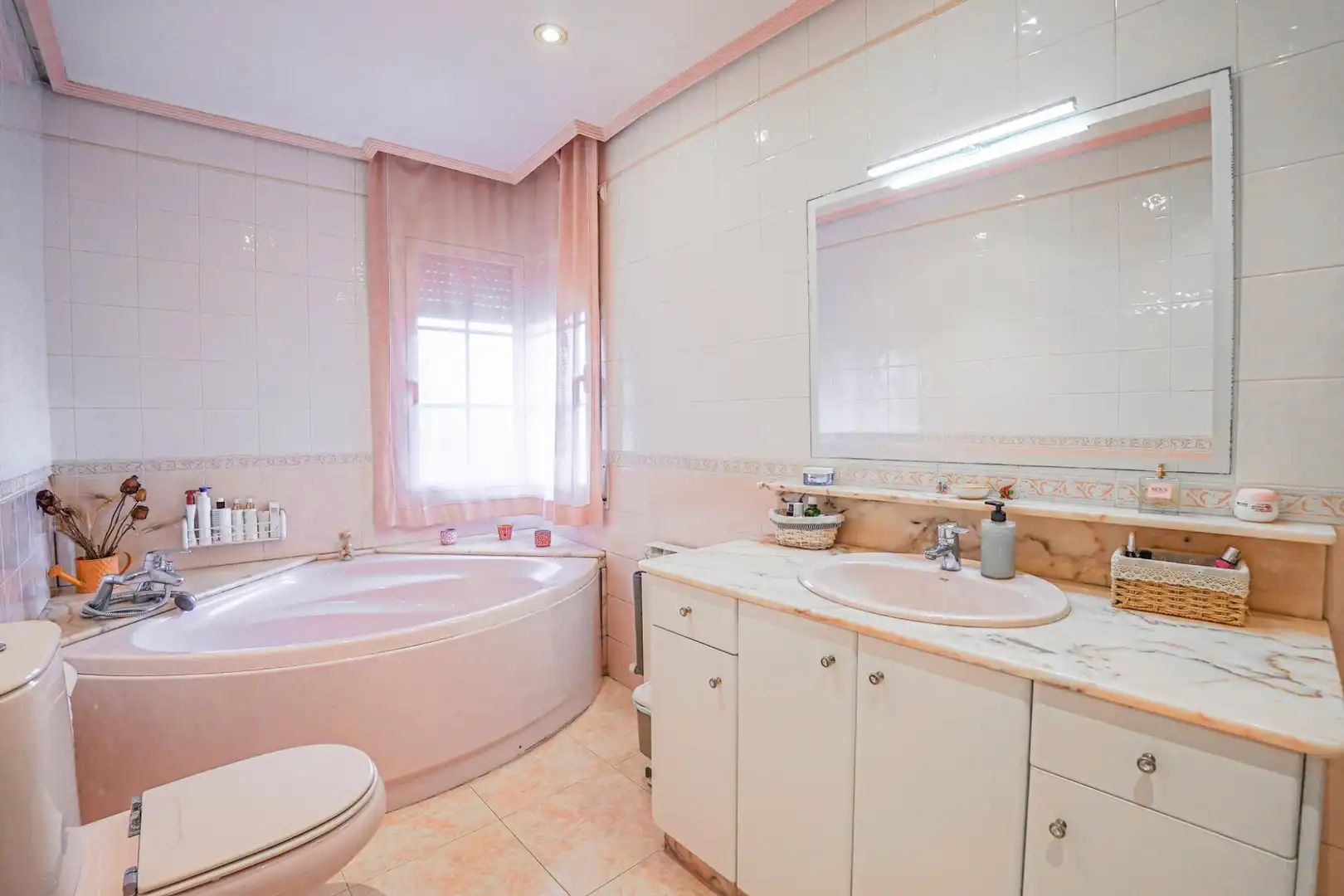 Bathroom of Detached homes for sale in Vilallonga del Camp  with Air Conditioner, Heating and Private garden
