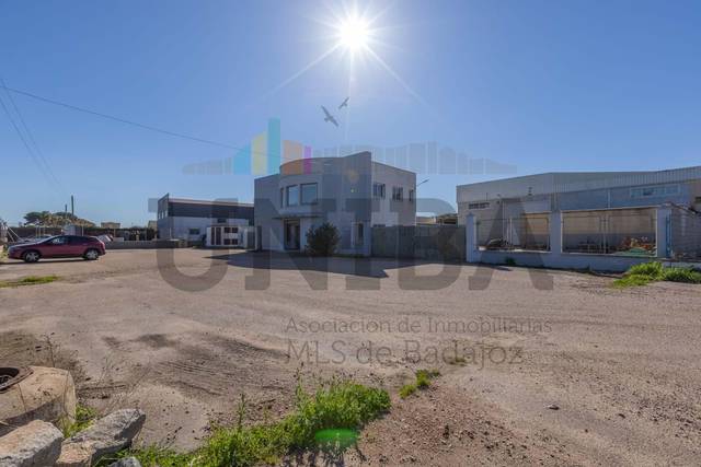 Nave industrial en Alquiler en Barrio de la Azucarera, 5 en La Garrovilla