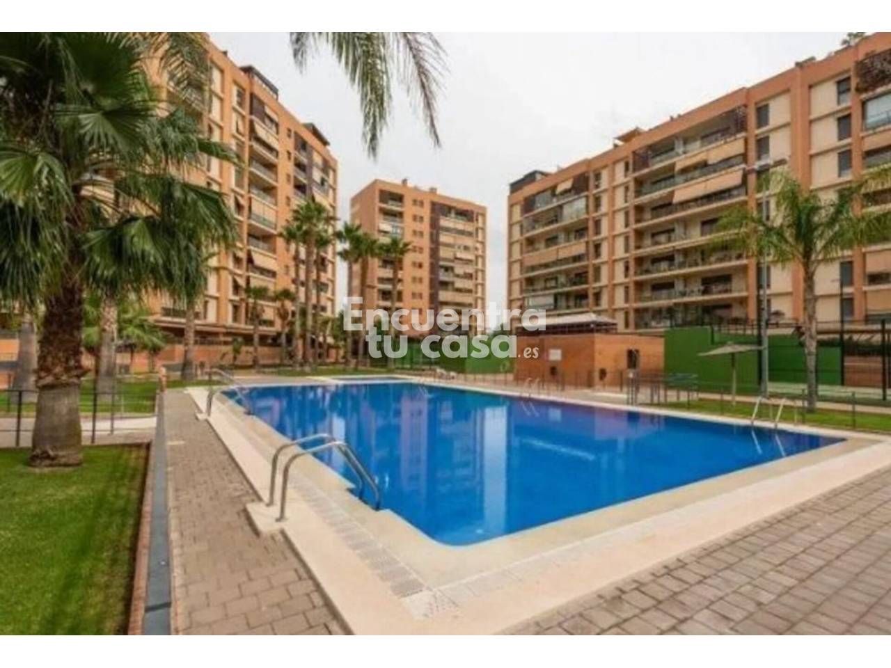 Piscina de Pis en venda en Alicante / Alacant amb Aire condicionat, Calefacció i Terrassa