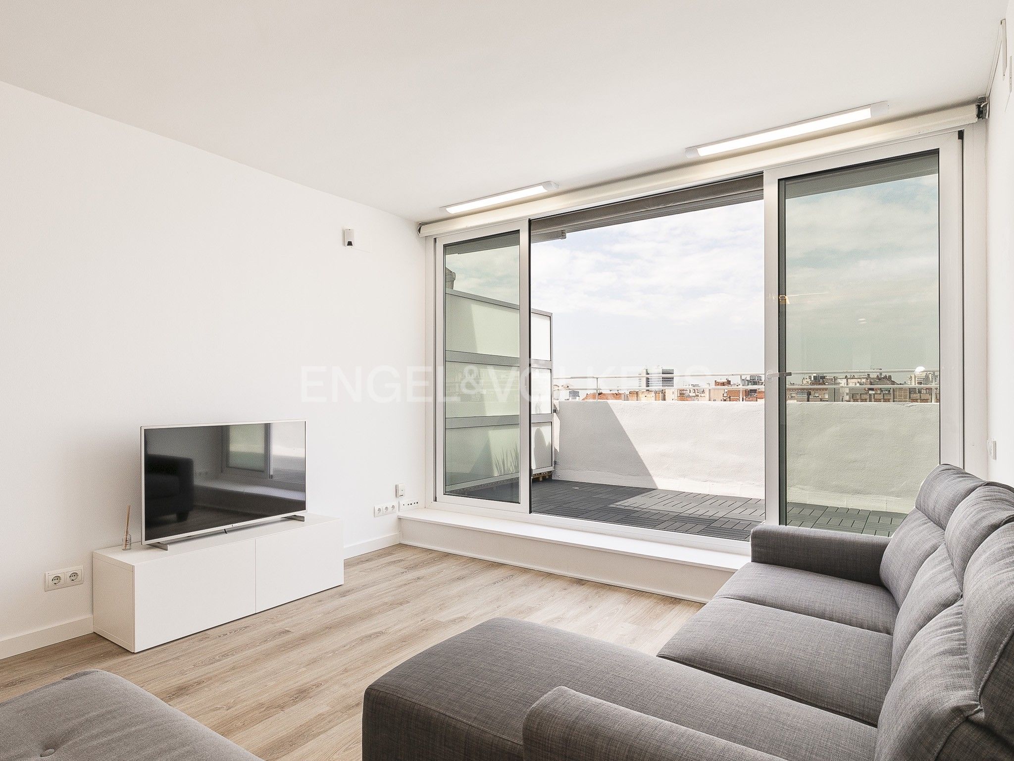 Sala d'estar de Apartament de lloguer en  Barcelona Capital amb Aire condicionat, Calefacció i Parquet