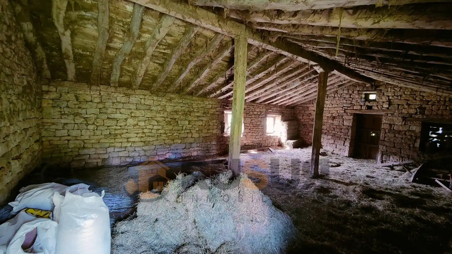 Casa rústica en venta en Vegaloscorrales, imagen 4