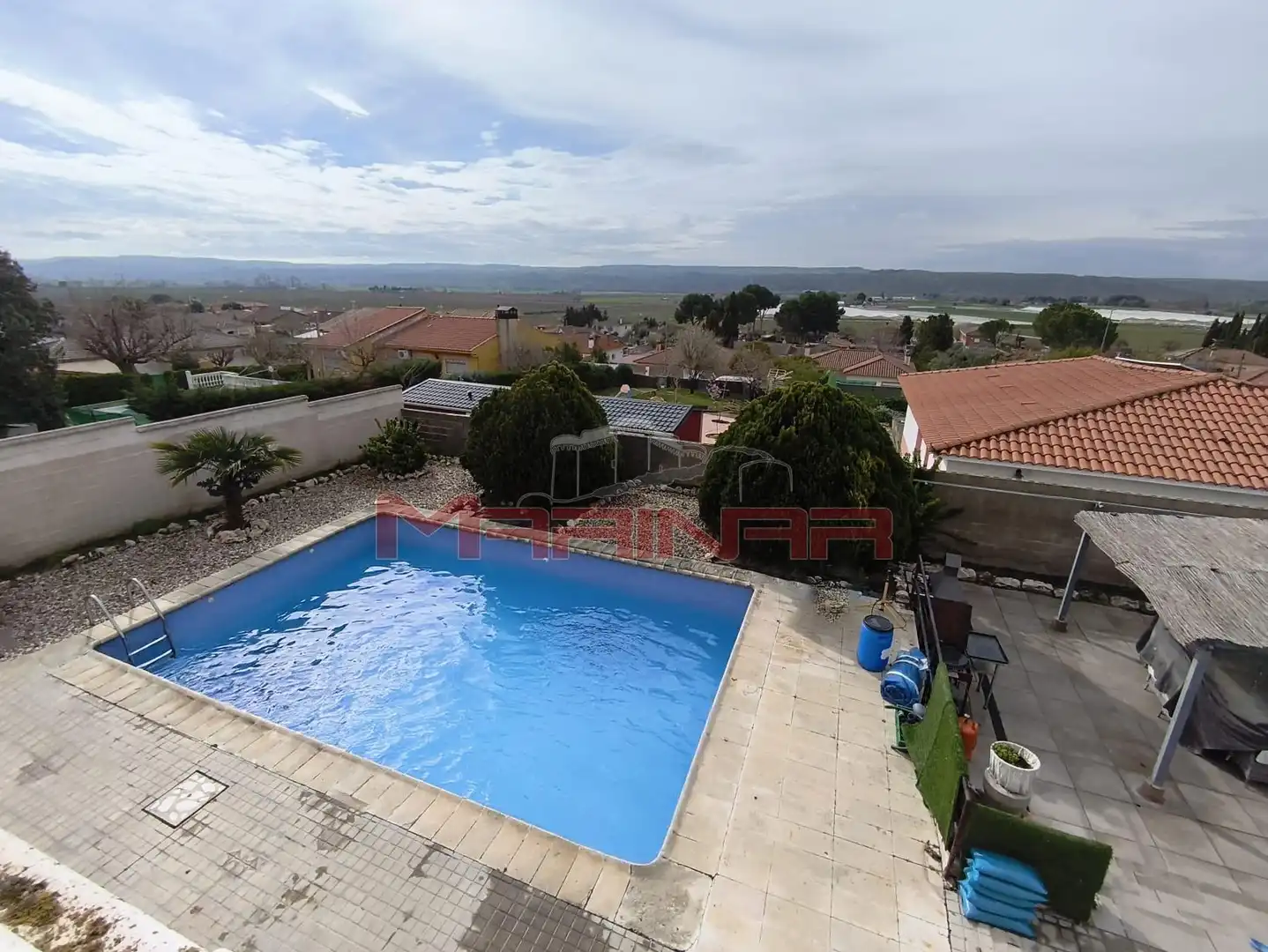 Xalet amb piscina en venda a Colmenar de Oreja