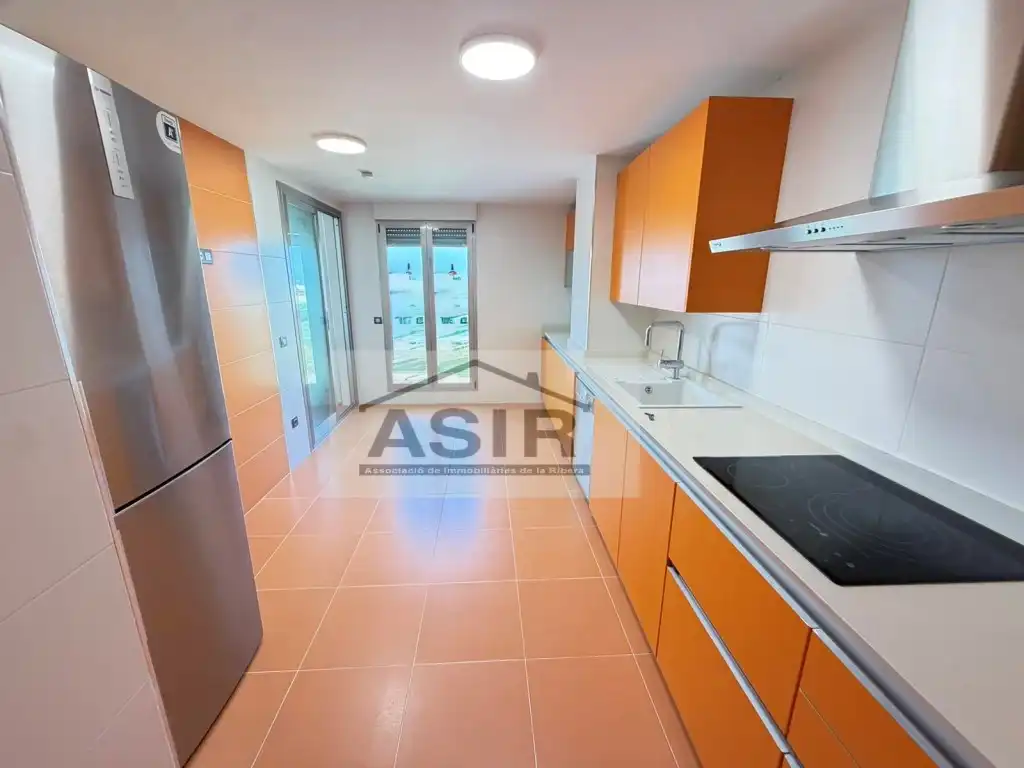 Kitchen of Flat for rent in Alzira  with Air Conditioner