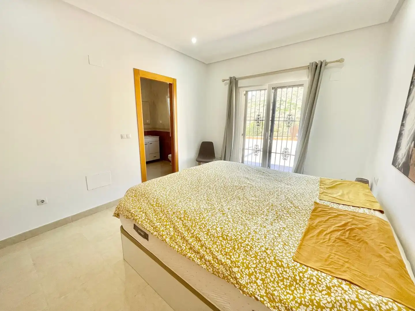 Habitación de Casa o chalet de alquiler en Cartagena con Aire acondicionado, Terraza y Amueblado