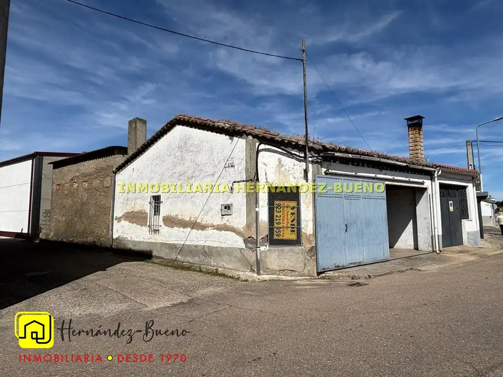 Exterior view of Houses for sale in La Fuente de San Esteban   with Heating and Terrace