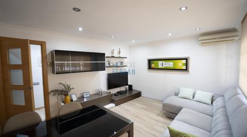 Photo 5 of Flat for sale in Mossen Jacint Verdaguer, Vinyets - Molí Vell, Sant Boi de Llobregat