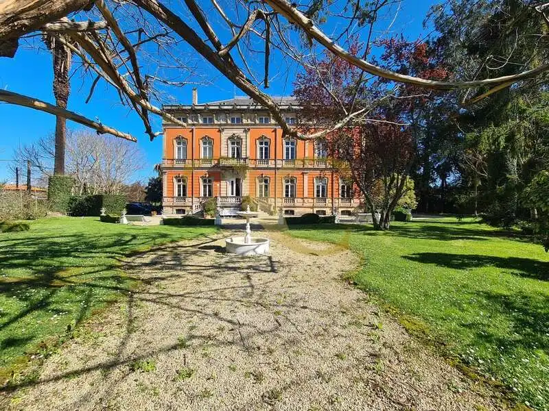 Vista exterior de Casa o xalet en venda en Gijón  amb Calefacció, Jardí privat i Terrassa