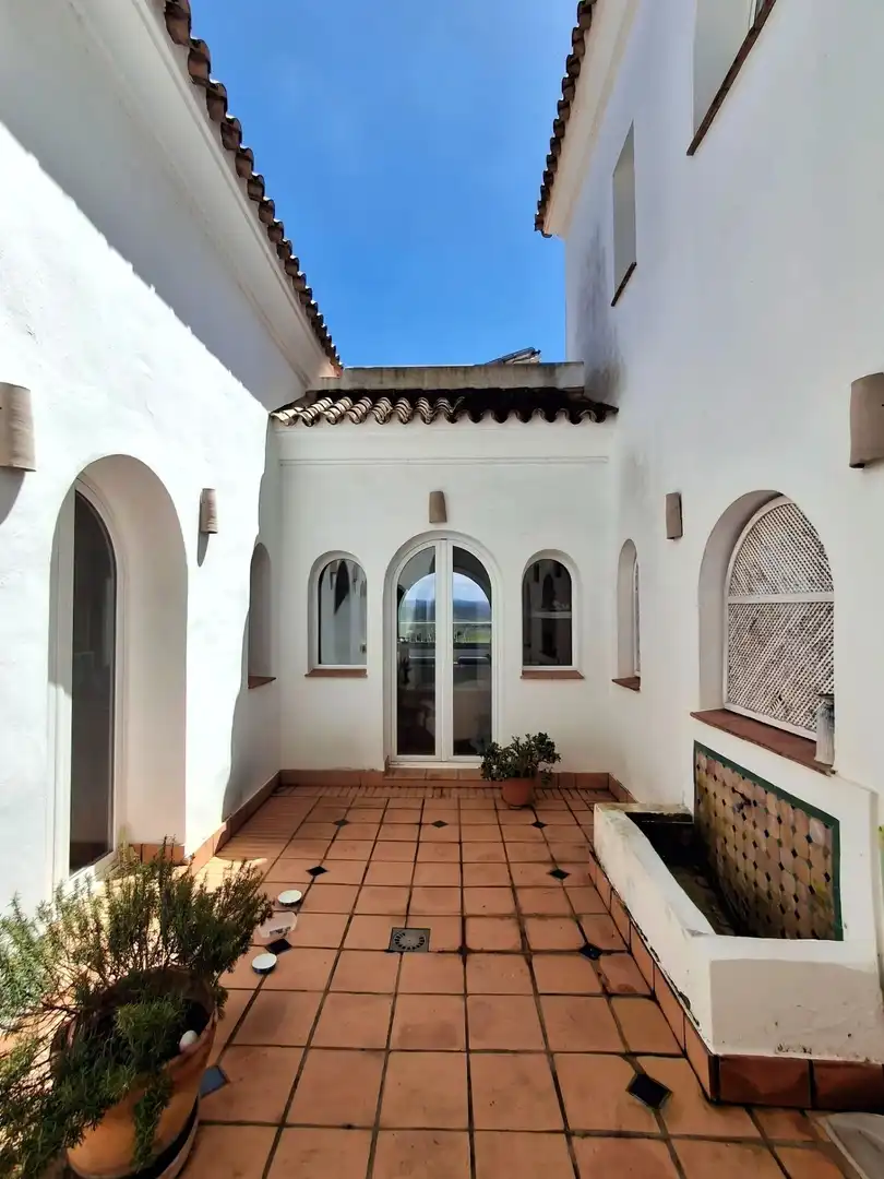 Casa o xalet en venda en Benalup-Casas Viejas amb Aire condicionat, Calefacció i Jardí privat