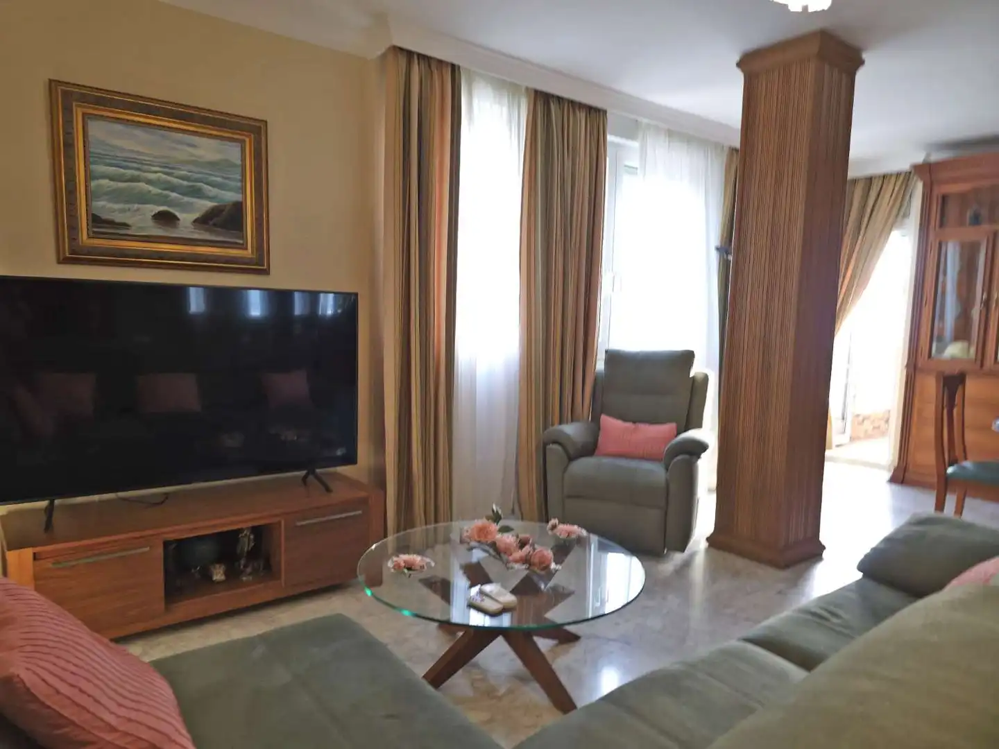 Sala d'estar de Pis en venda en Cuevas del Almanzora amb Aire condicionat, Terrassa i Moblat
