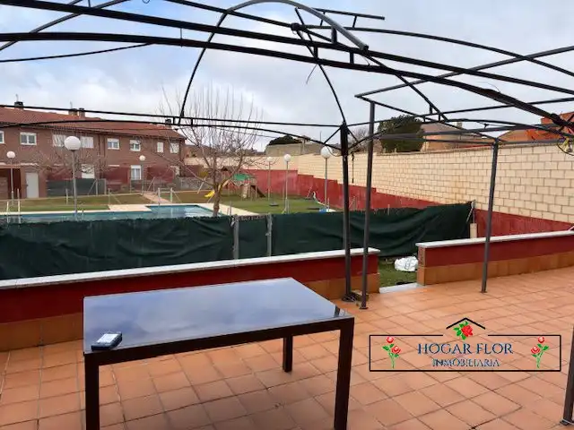 Casa o xalet en venda a Aldearrubia