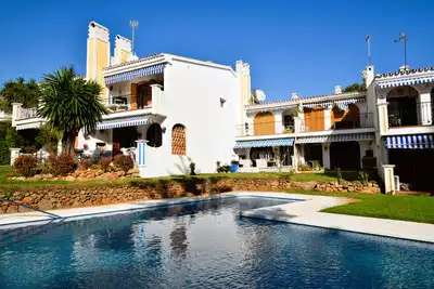 Rez-de-chaussée avec piscine à vendre à Riviera del Sol
