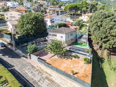 Villa con giardino in vendita a Carrer de Sant Mateu