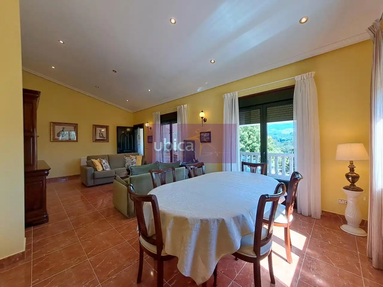 Sala de estar de Casa o chalet en venta en Arbo con Calefacción, Jardín privado y Terraza