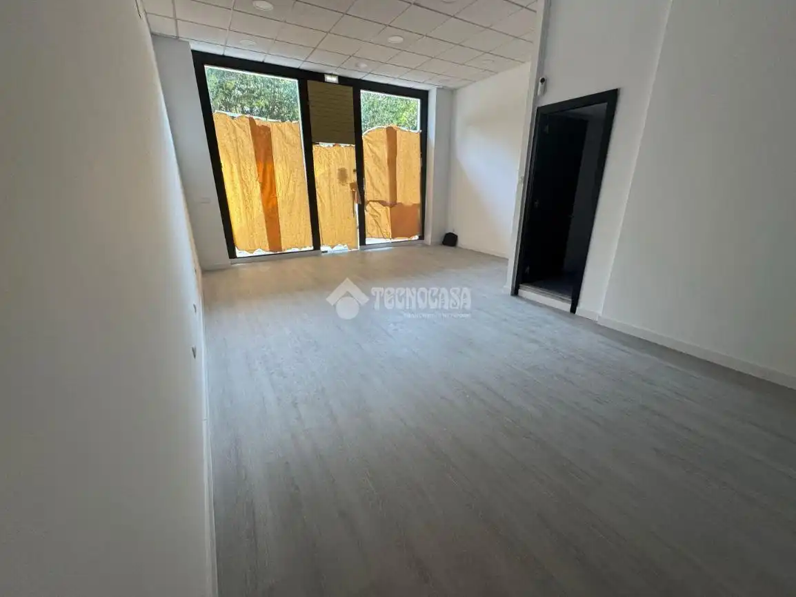 Business premises to rent in Sur, imagen 4