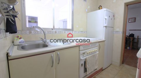 Foto 2 de Casa adosada en venta en Calle Valdemoro, San Isidro, Getafe