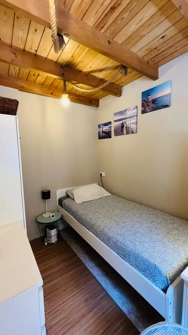 Habitació a Barcelona, Barcelona