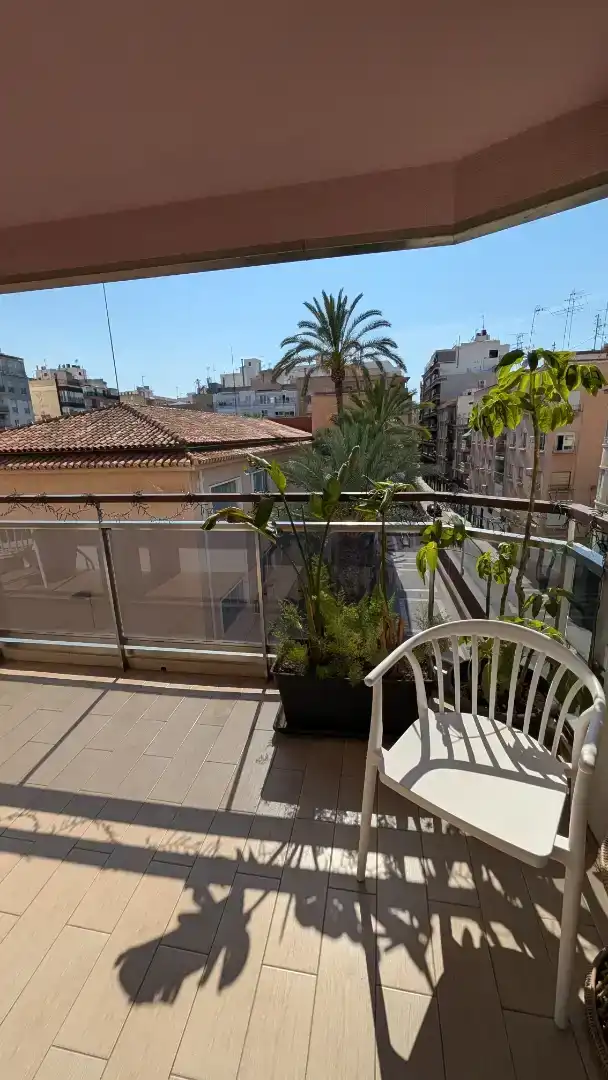 Terraza de Piso en venta en Elche / Elx con Aire acondicionado y Balcón
