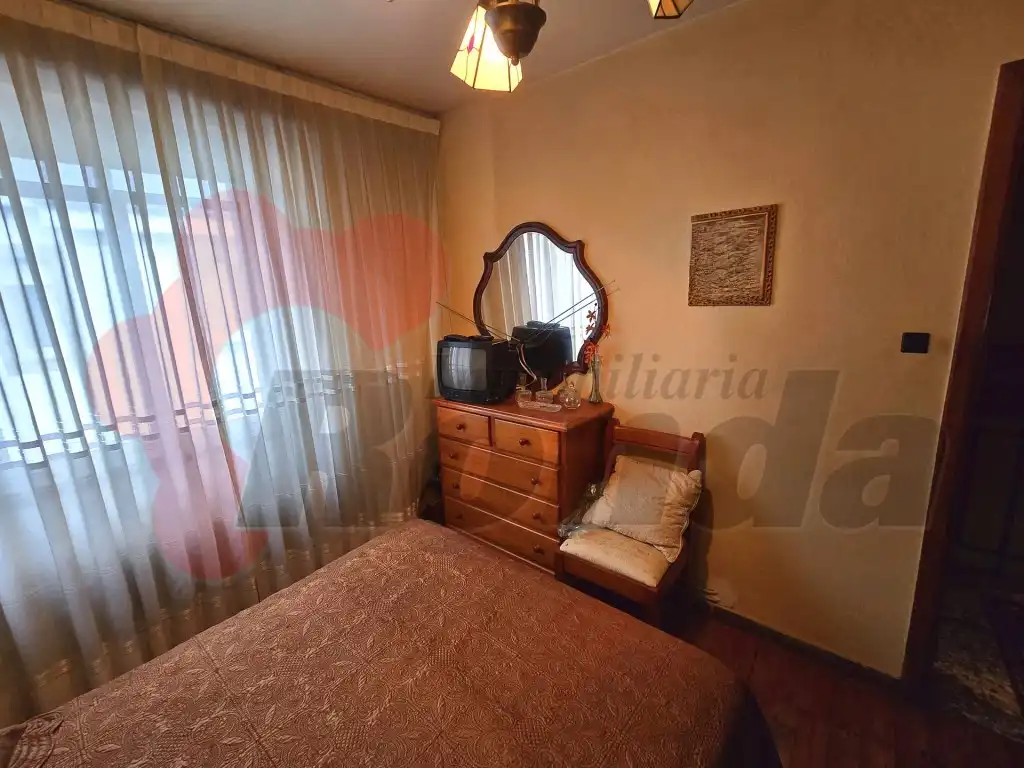Habitación de Casa adosada en venta en Lugo
