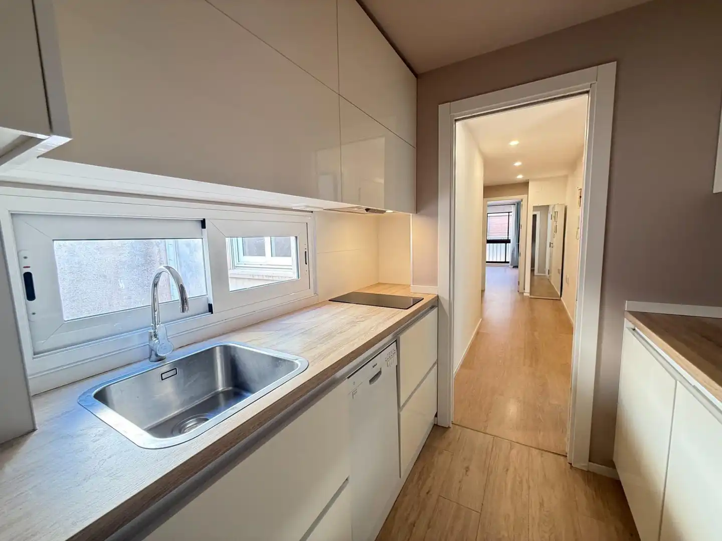 Cuina de Apartament de lloguer en Murcia amb Aire condicionat i Calefacció