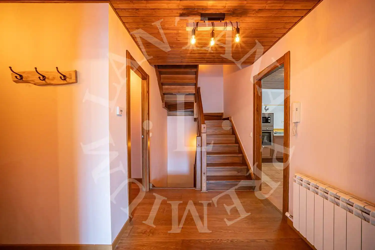 Casa adosada en venta en Vielha e Mijaran con Calefacción, Jardín privado y Parquet