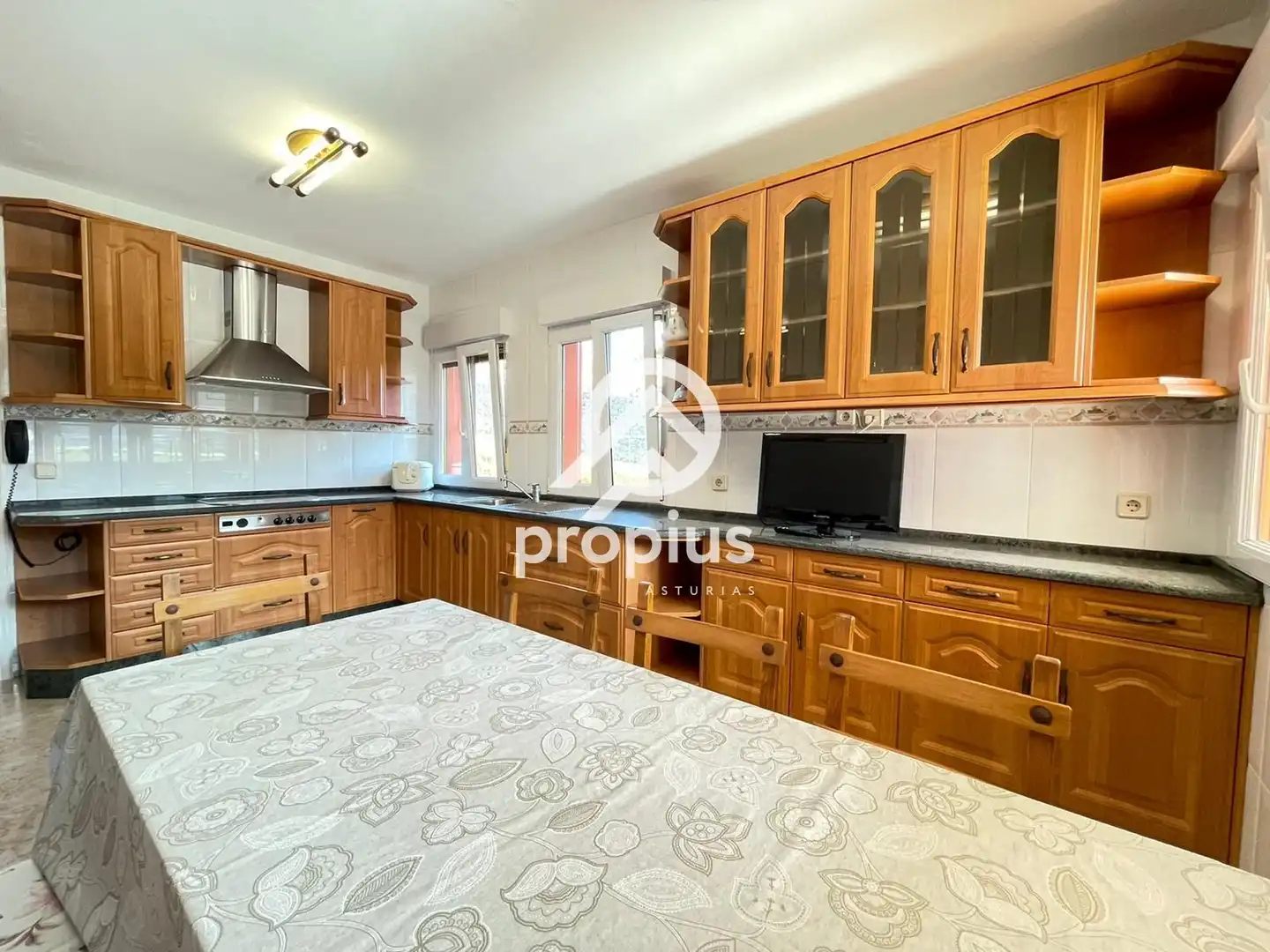 Kitchen of Houses for sale in Llanes  with Heating, Private garden and Terrace