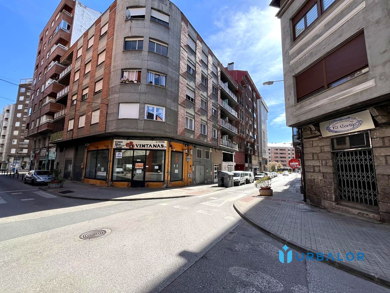 Vista exterior de Piso en venta en Ponferrada