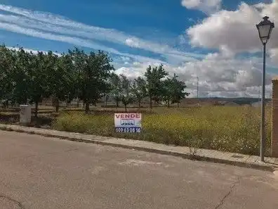Terreny residencial en venda a Orgaz