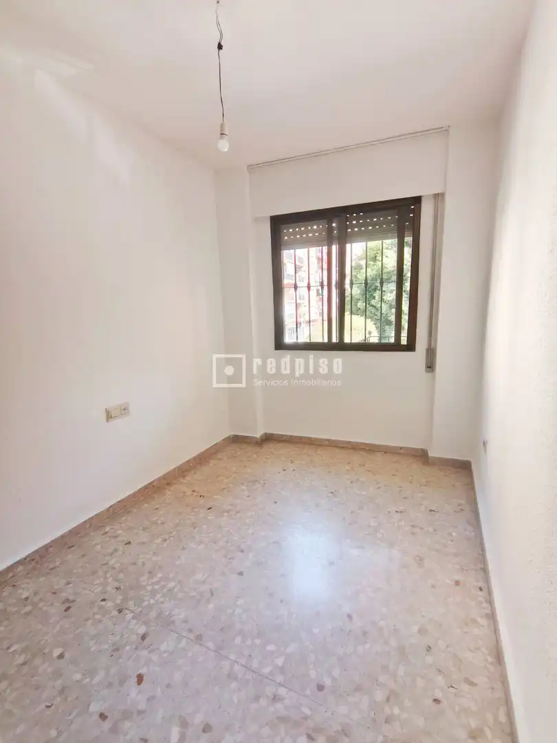 Schlafzimmer von Wohnung zur Miete in Málaga mit Terrasse und Abstellraum