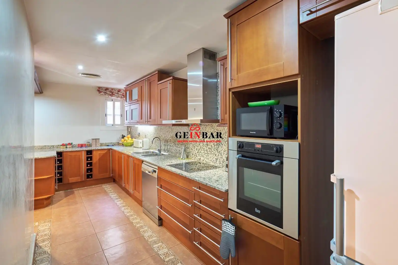 Kitchen of Flat for sale in Barcelona  with Air Conditioner, Heating and Parquet flooring
