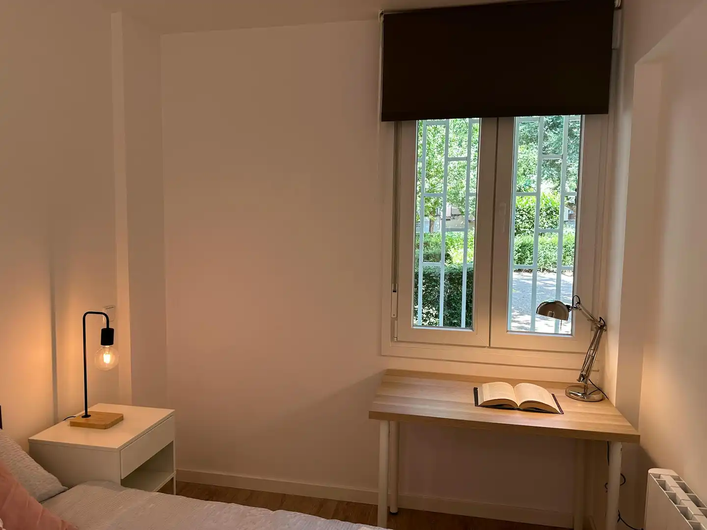 Habitación de Piso de alquiler en Madrid con Calefacción, Amueblado y Lavadora