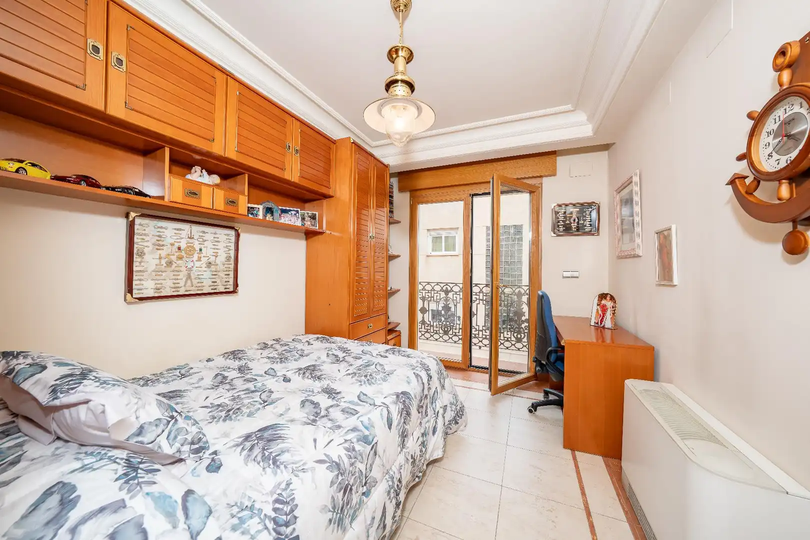 Dormitori de Casa adosada en venda en Novelda amb Calefacció, Terrassa i Balcó