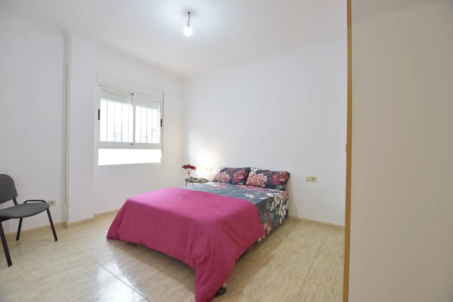 Piso de alquiler en Rafelbuñol / Rafelbunyol, Valencia