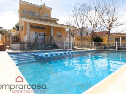 Piscina de Casa o xalet en venda en Montroy amb Aire condicionat, Jardí privat i Terrassa