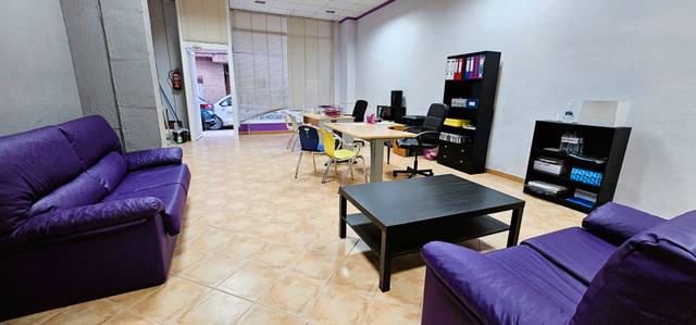Local comercial en Venta en Totana