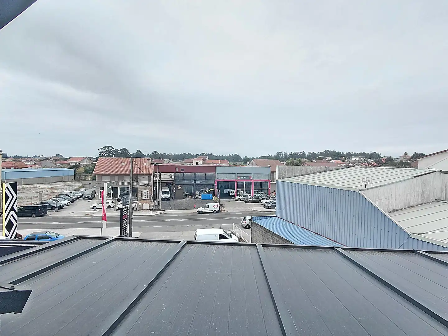 Vista exterior de Casa o xalet en venda en Cambados amb Calefacció, Jardí privat i Terrassa