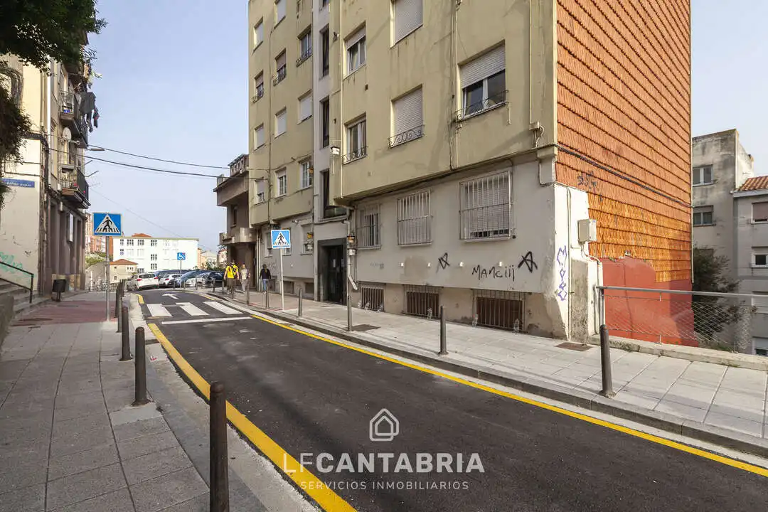 Vista exterior de Piso en venta en Santander con Calefacción