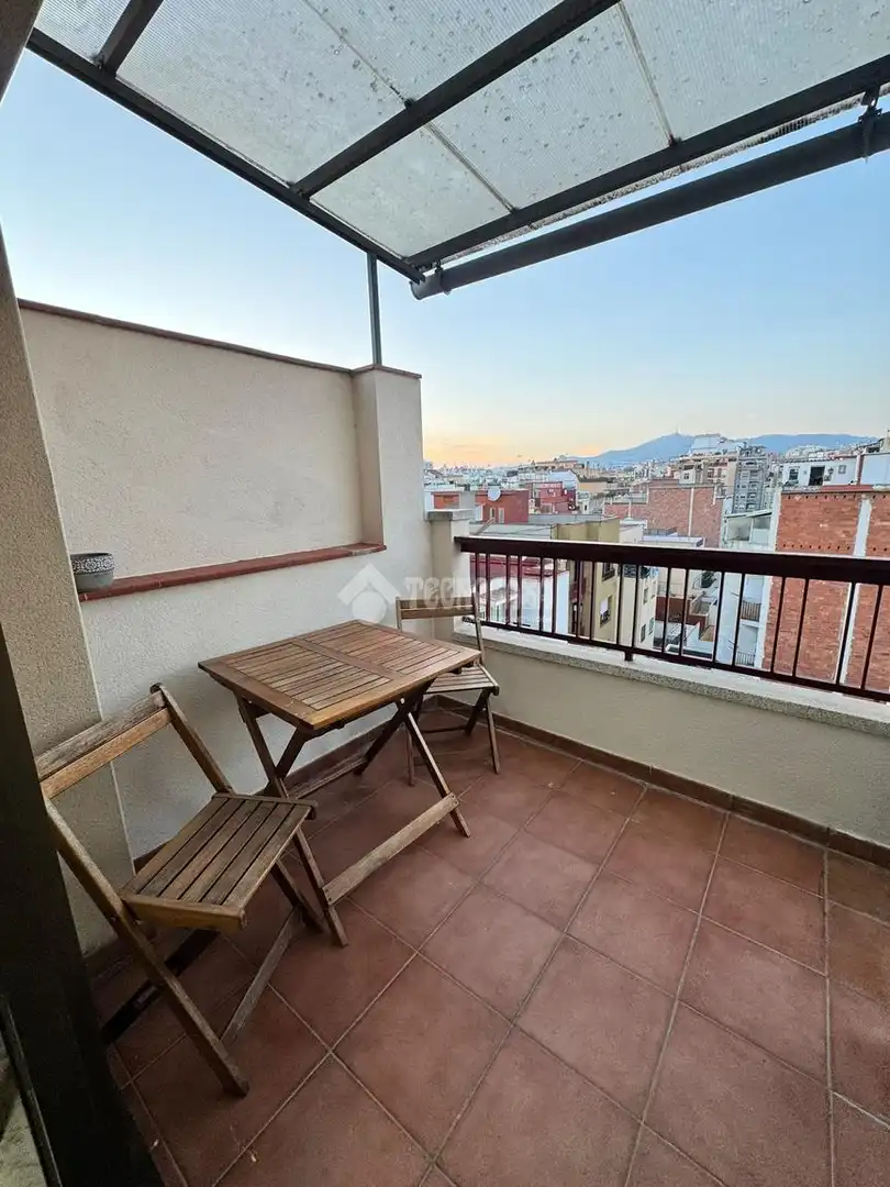 Terraza de Ático en venta en L'Hospitalet de Llobregat con Calefacción y Terraza