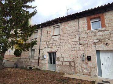 Casa en venda a Travesía de la Iglesia 7