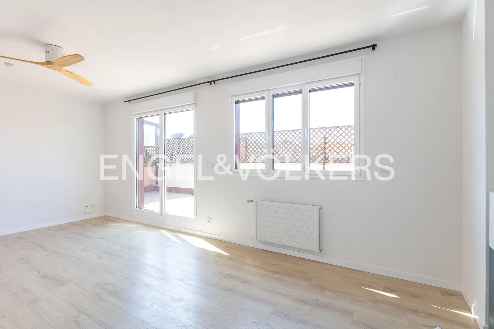 Sala d'estar de Dúplex de lloguer en Madrid amb Aire condicionat, Calefacció i Terrassa