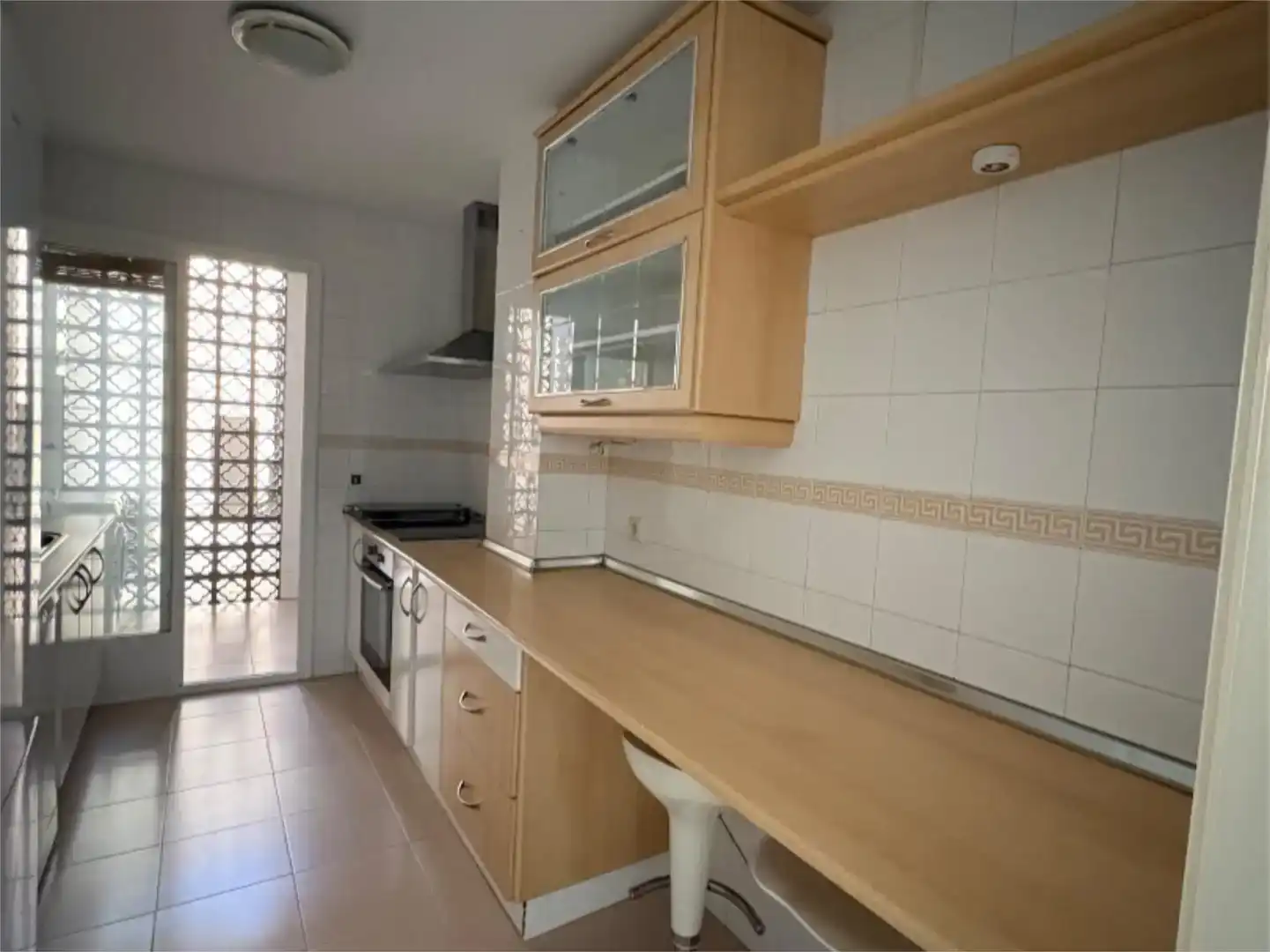 Cocina de Piso de alquiler en Tomares con Aire acondicionado, Piscina y Balcón