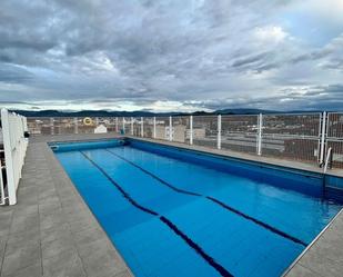 Swimming pool of Flat for sale in  Logroño