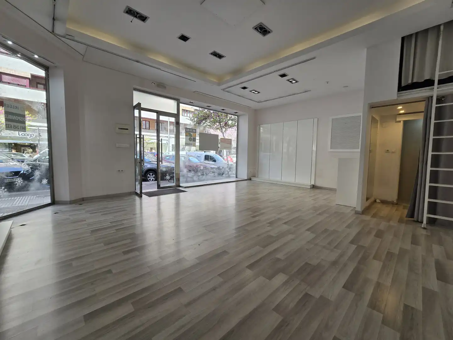 Local de alquiler en  Logroño